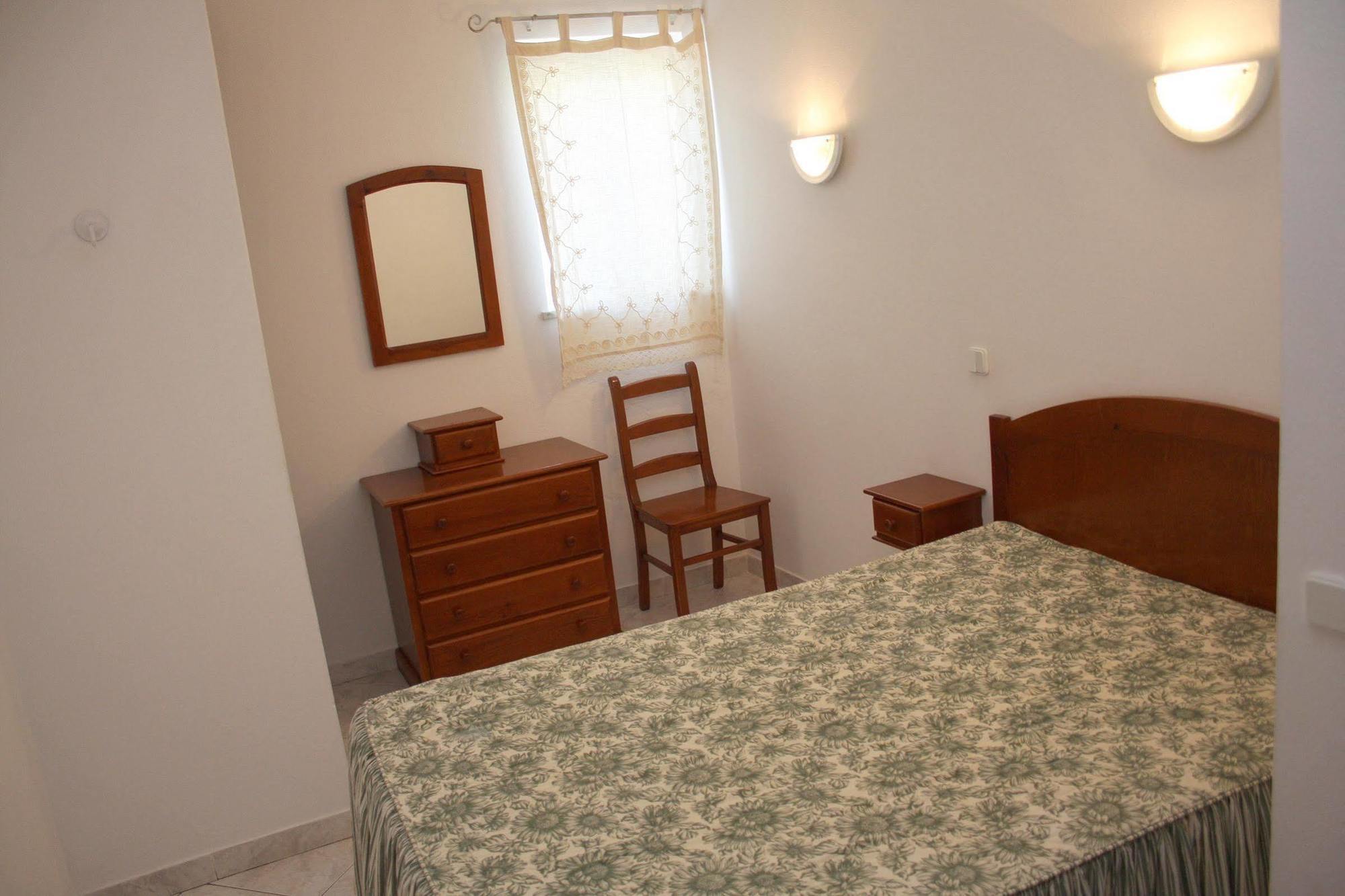 Kings Apartments Quarteira Extérieur photo